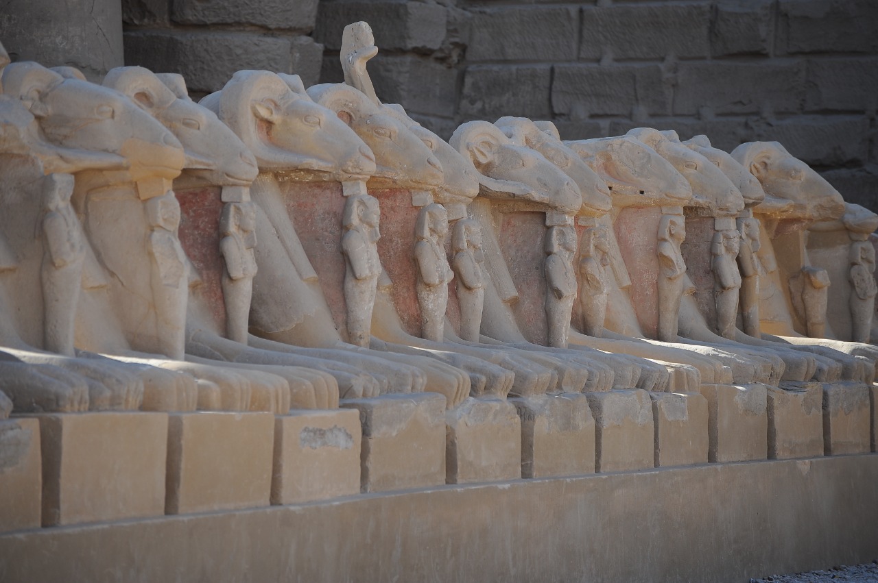 Ancient Thebes and its Necropolis