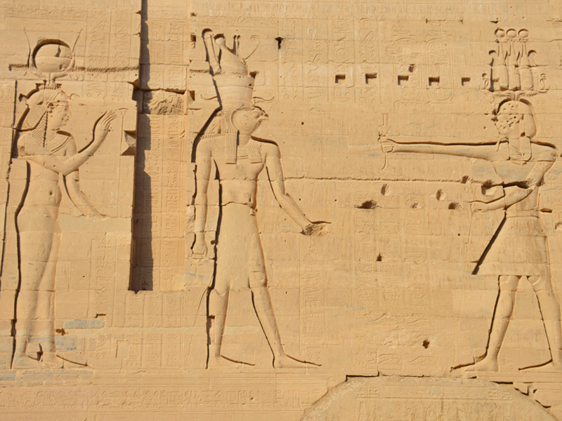 Relief of Neos dedicating the slaughtered sacrificial animals to Horus and Hathor