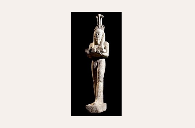 Statue of the god Hapi