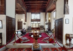 Haramlek (Winter Hall-Bayt al-Kritliyya)