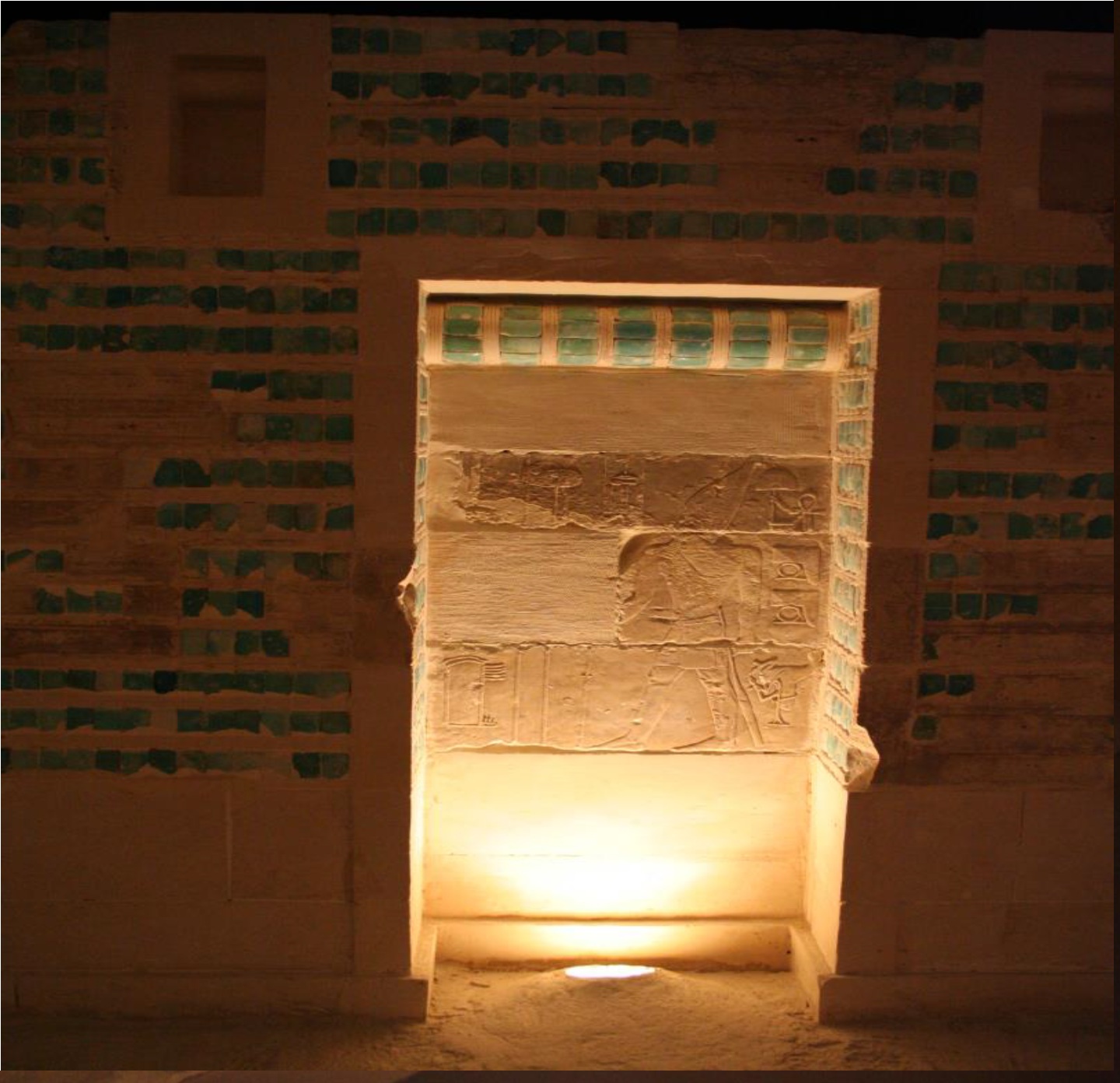 Wall of faience