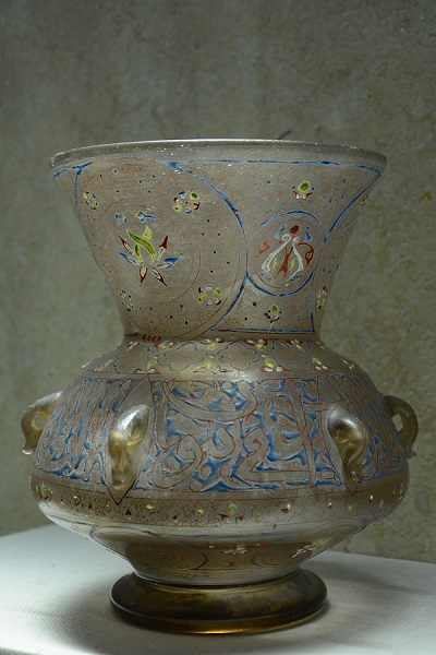 Mamluk lamp made of glass