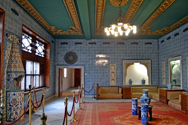 faience saloon- The residence