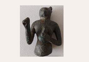 Statue of the deity Bastet