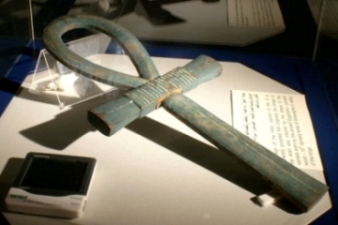 Ankh amulet