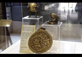 Astrolabe, Compass, Celestial sphere