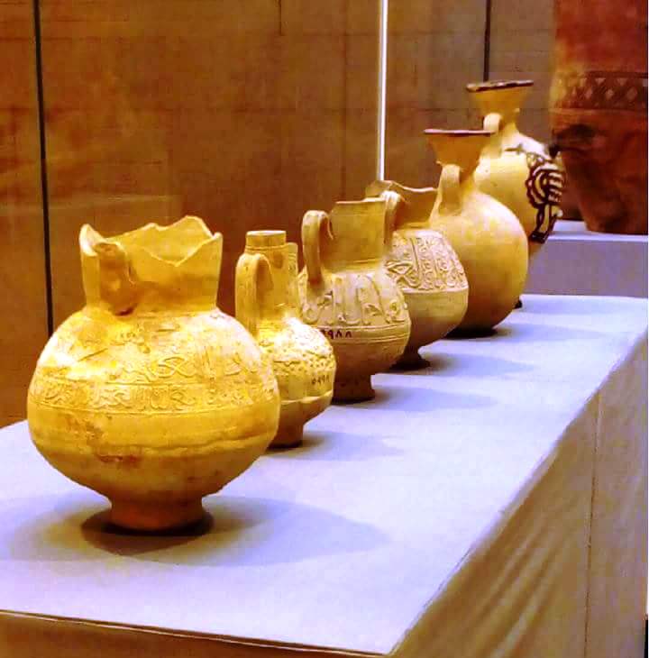 Model of Islamic pottery