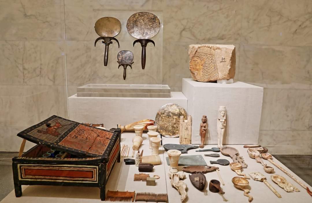 Ancient Egyptian ornaments