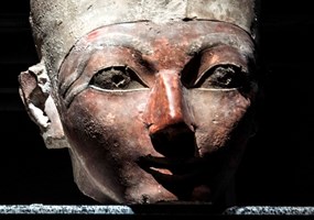 Head of Hatshepsut