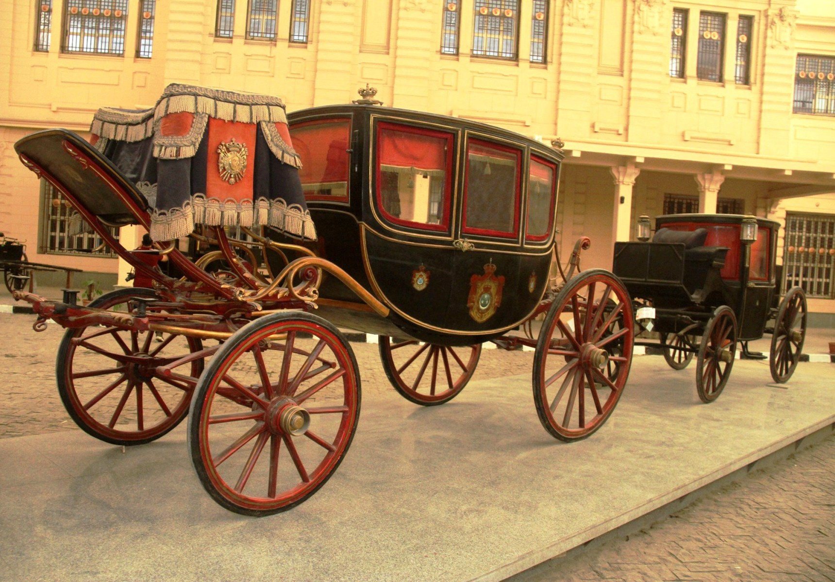 The grand Alay Carriage