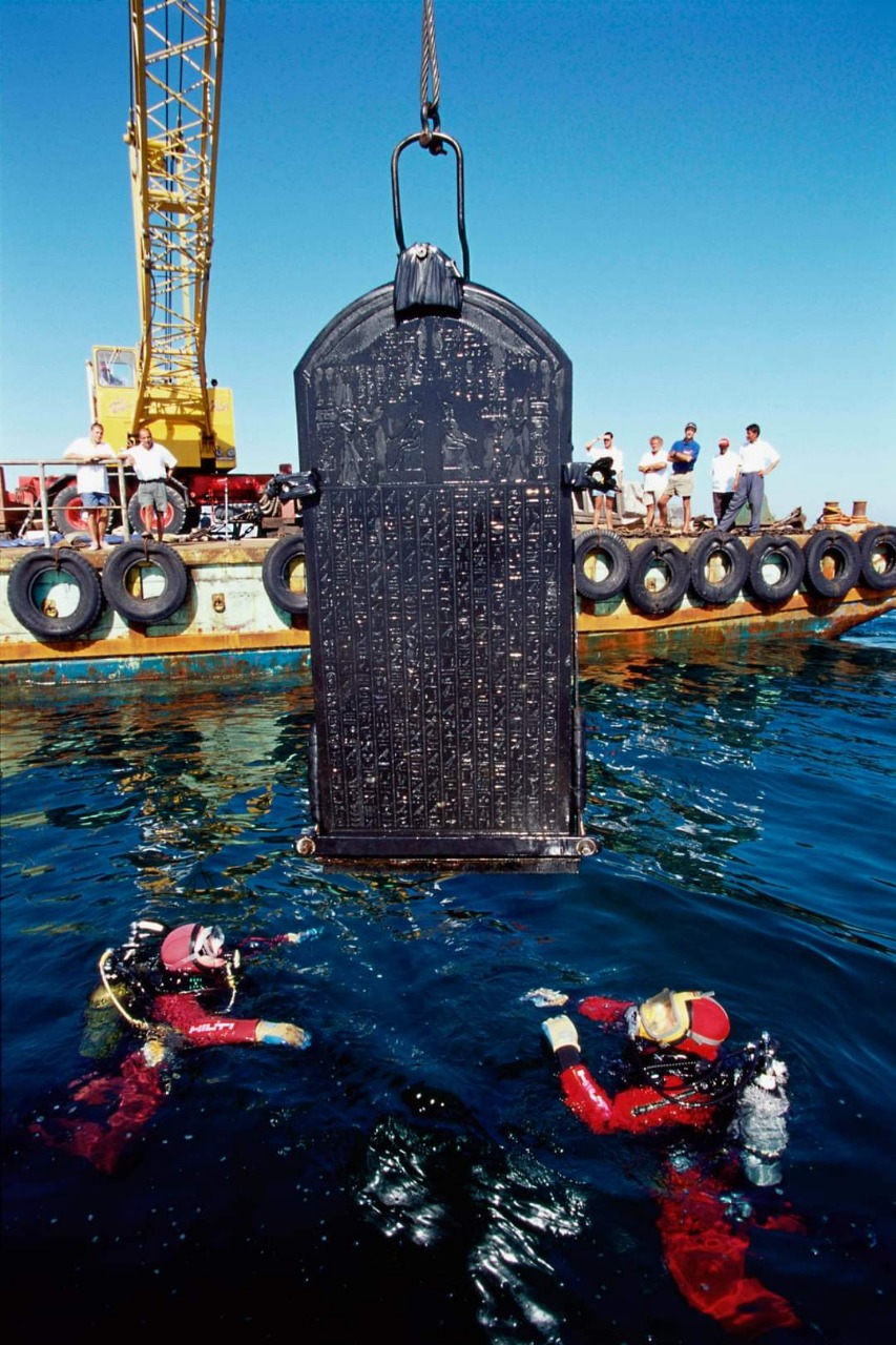 Stela